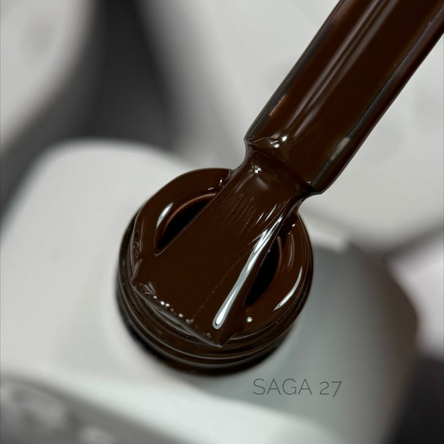 Esmalte en gel Saga 27 Marrón Oscuro 10 ml