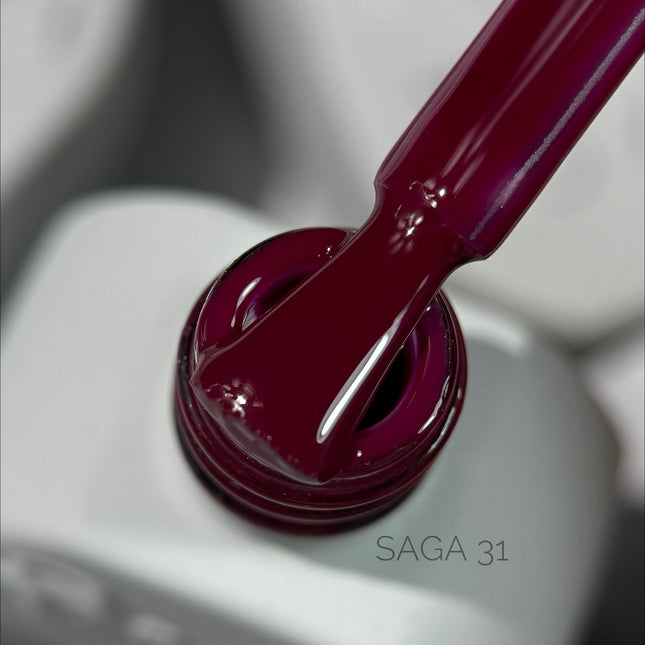 Esmalte en gel Saga 31 Burdeos 10 ml