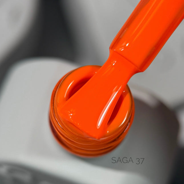 Esmalte en gel Saga 37 Zanahoria Brillante 10 ml