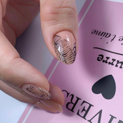 Esmalte en gel French 5 Nude translúcido 8ml KARO