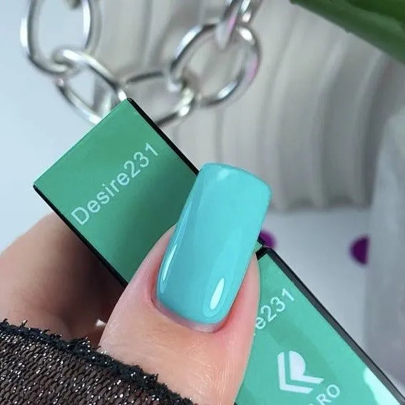 Esmalte de gel Desire №231 tiffany 8ml KARO