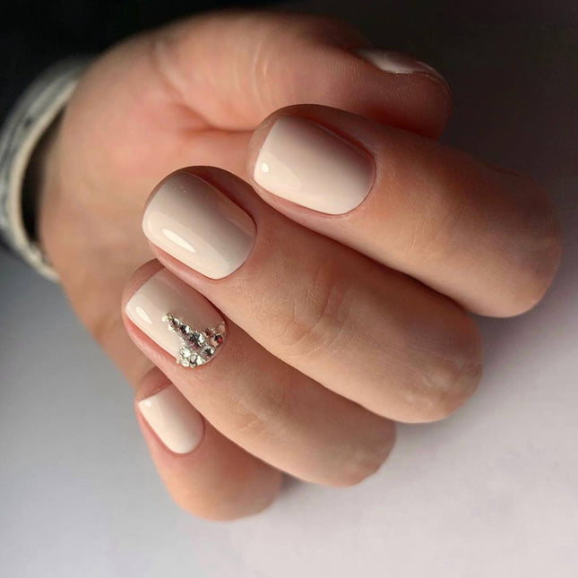 Esmalte en gel Desire №164 almendra blanqueada 8ml KARO