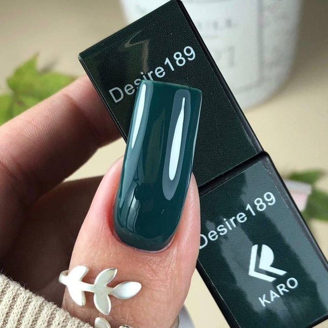 Esmalte en gel Desire №189 verde medianoche 8ml KARO
