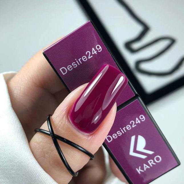 Esmalte de gel Desire №249 berenjena 8ml KARO