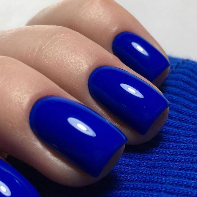 Esmalte en gel Desire №78 azul clásico 8ml KARO