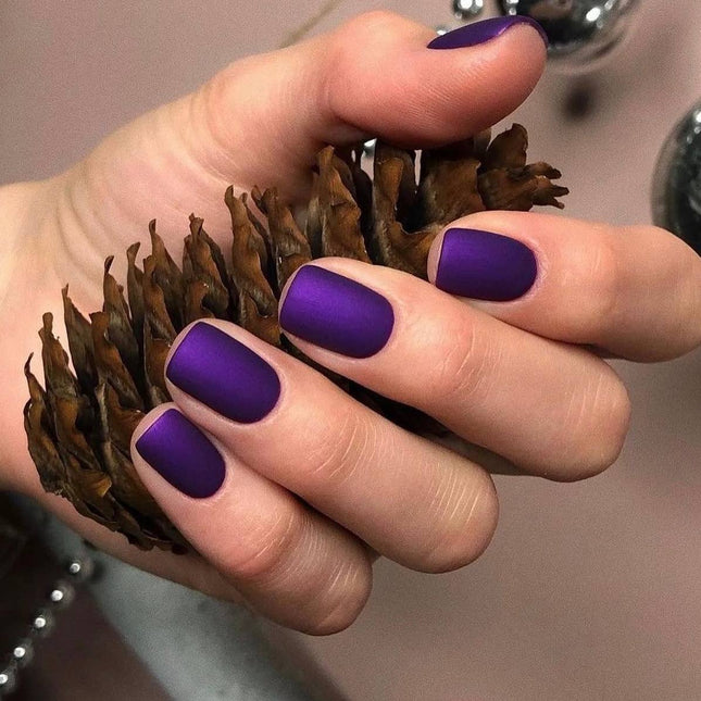 Esmalte de gel Line №25 violeta metálico 8ml KARO