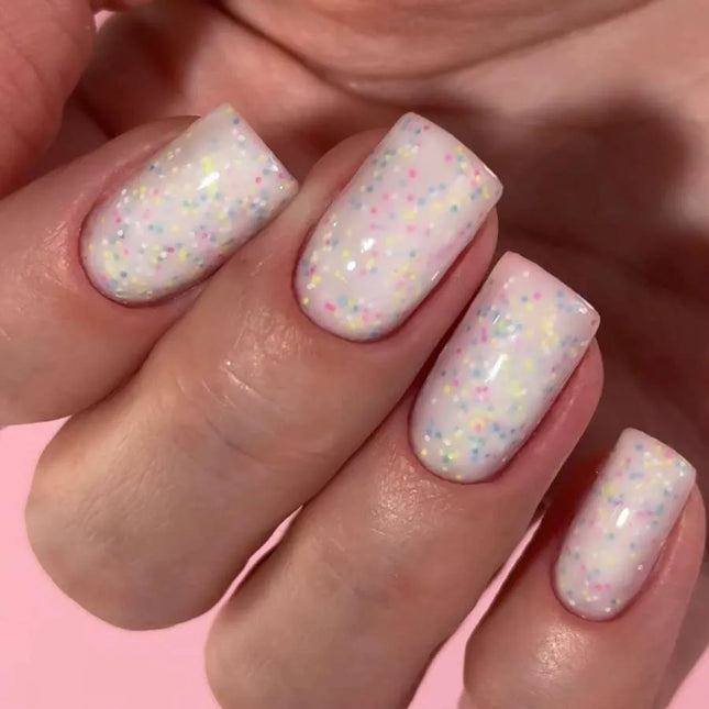 Luna Tutti Frutti Capa de base №16 Leche con escamas multicolores 13ml
