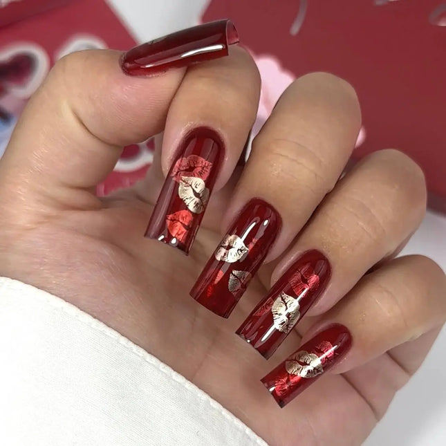 Esmalte en gel Luna Nº261 Kiss Rojo Oscuro 8ml