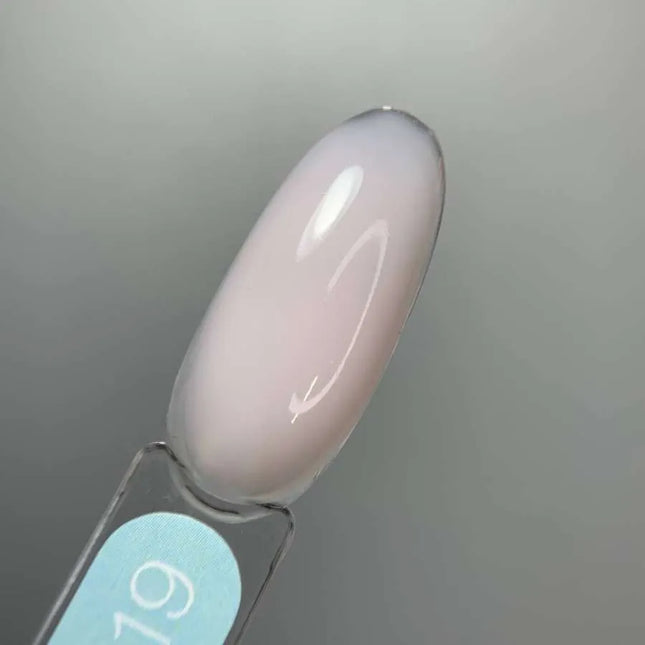Gel Premium Luna №19 Milky con tono rosa frío 30ml