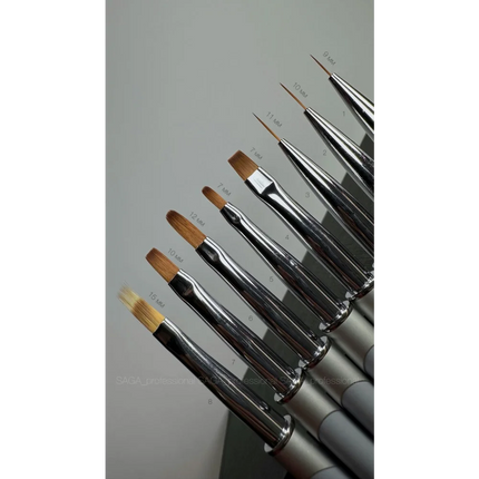 Nail brush Oval 12mm №6 Saga Professional - Nail Art Brushes
