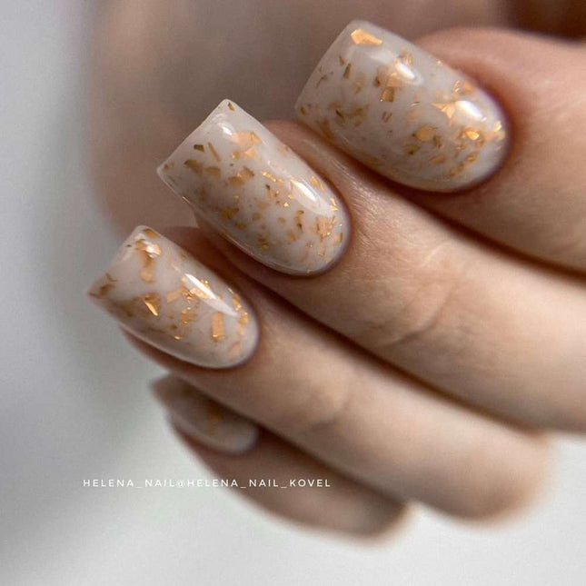 Saga Leaf Base №05 Desert brown with gold foil 9ml