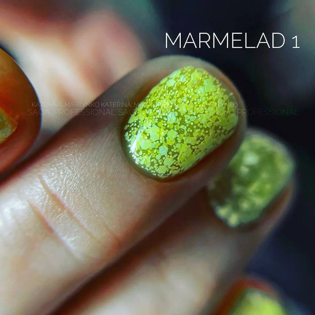 Esmalte en gel Saga Marmalade №01 Chartreuse con escamas 9ml