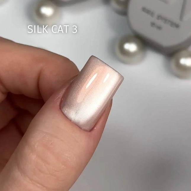 Saga Cat Eye Silk №3 with Bronze powder effect 10ml