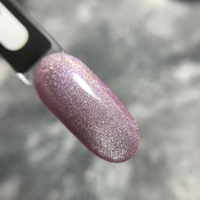 Saga Cat Eye Shine nº03 Violet Blush con brillo azul neón 9ml