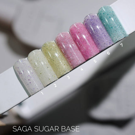 Saga Sugar Capa de base №3 Brass con brillo de color 10ml