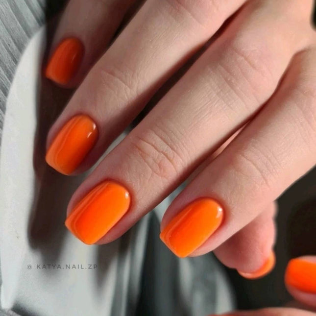 Saga Tropical Capa de base №4 Naranja 9ml